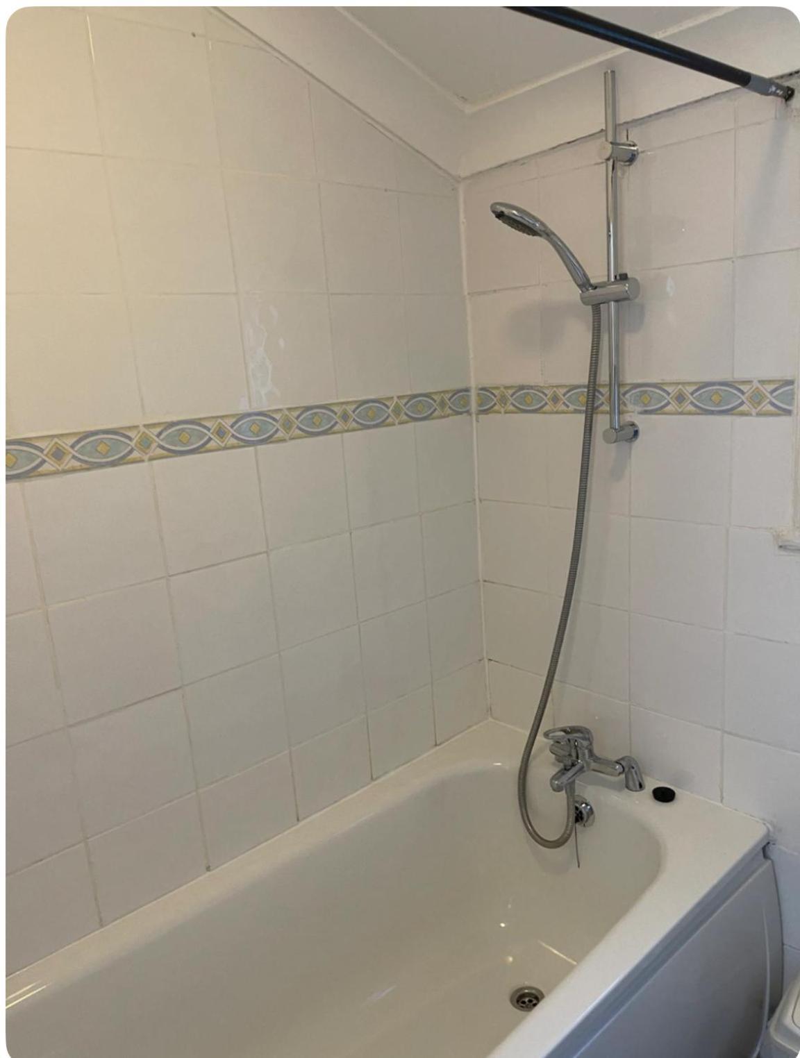 Lovely Room In Tottenham Лондон Экстерьер фото